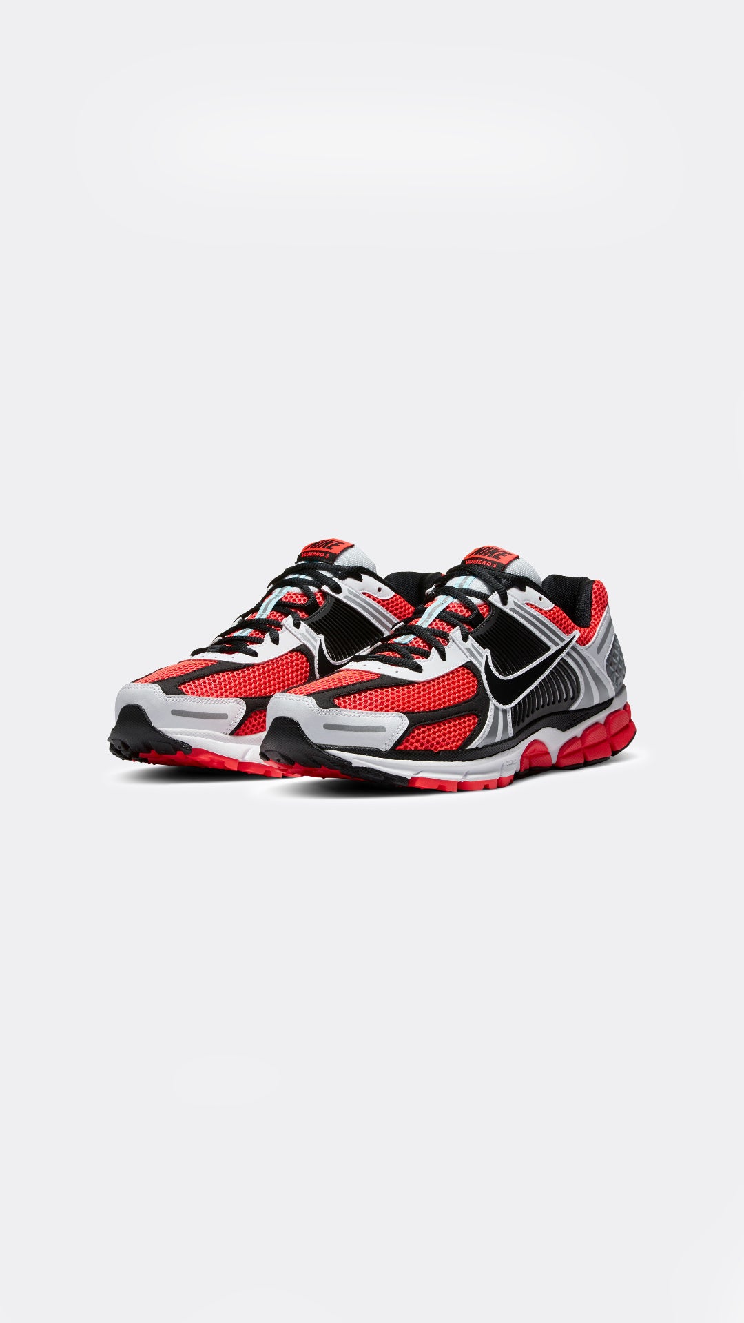 ZOOM VOMERO 5 SE - NIKE
